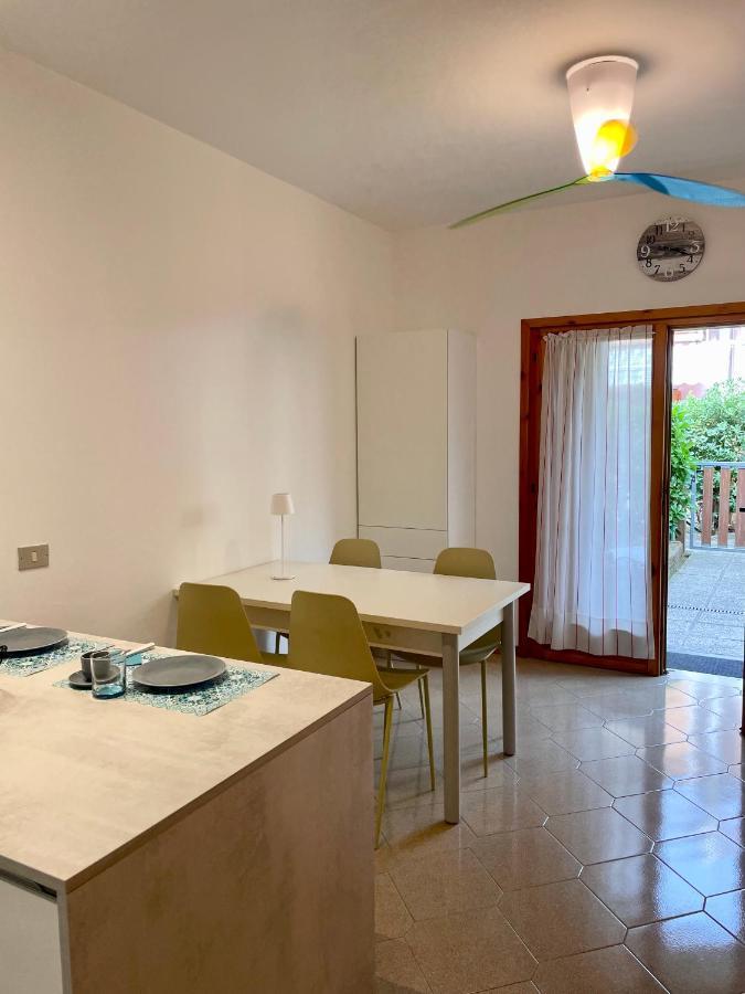 Residenza Mayla Villa Lignano Sabbiadoro Esterno foto