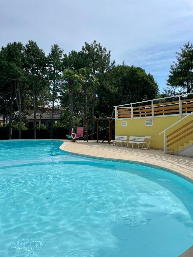 Residenza Mayla Villa Lignano Sabbiadoro Esterno foto